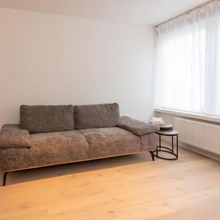 Apartment With Scenic View *